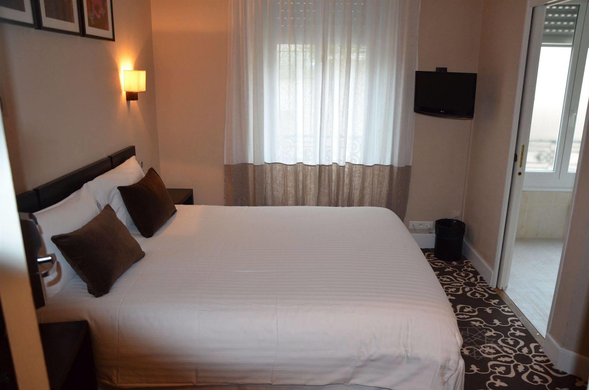 Ama Hotel 비아히쯔 외부 사진
